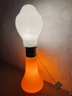 Space Age Stehlampe mit Lippenstift von Mazzega, Italien