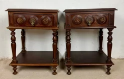 Spanische Nachttische aus Geschnitztem Holz, 1930, 2er Set