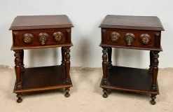 Spanische Nachttische aus Geschnitztem Holz, 1930, 2er Set