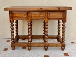Spanischer Konsolentisch aus Holz mit Drei Schubladen, 1950