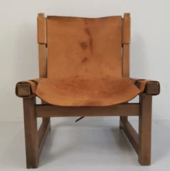 Spanischer Nussholz & Leder Modell Riaza Kinderstuhl von Paco Muñoz für Darro, 1950er