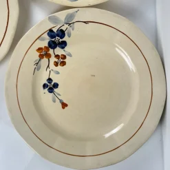 Speiseteller mit Blumenmotiv aus Sarreguemines, 1920er-1940er Jahre, 5er-Set