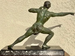 Spelter & Marmorskulptur von Jean De Roncourt, 1930
