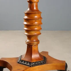 Spieltisch in Zitronen-Optik, 19. Jh