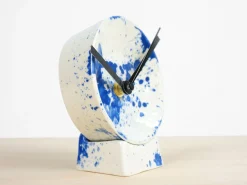 Splash Uhr von Studio Lorier