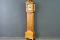 Standuhr aus englischer Eiche