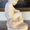 Statuette Kleines Mädchen, Spätes 18. Jh., Marmor