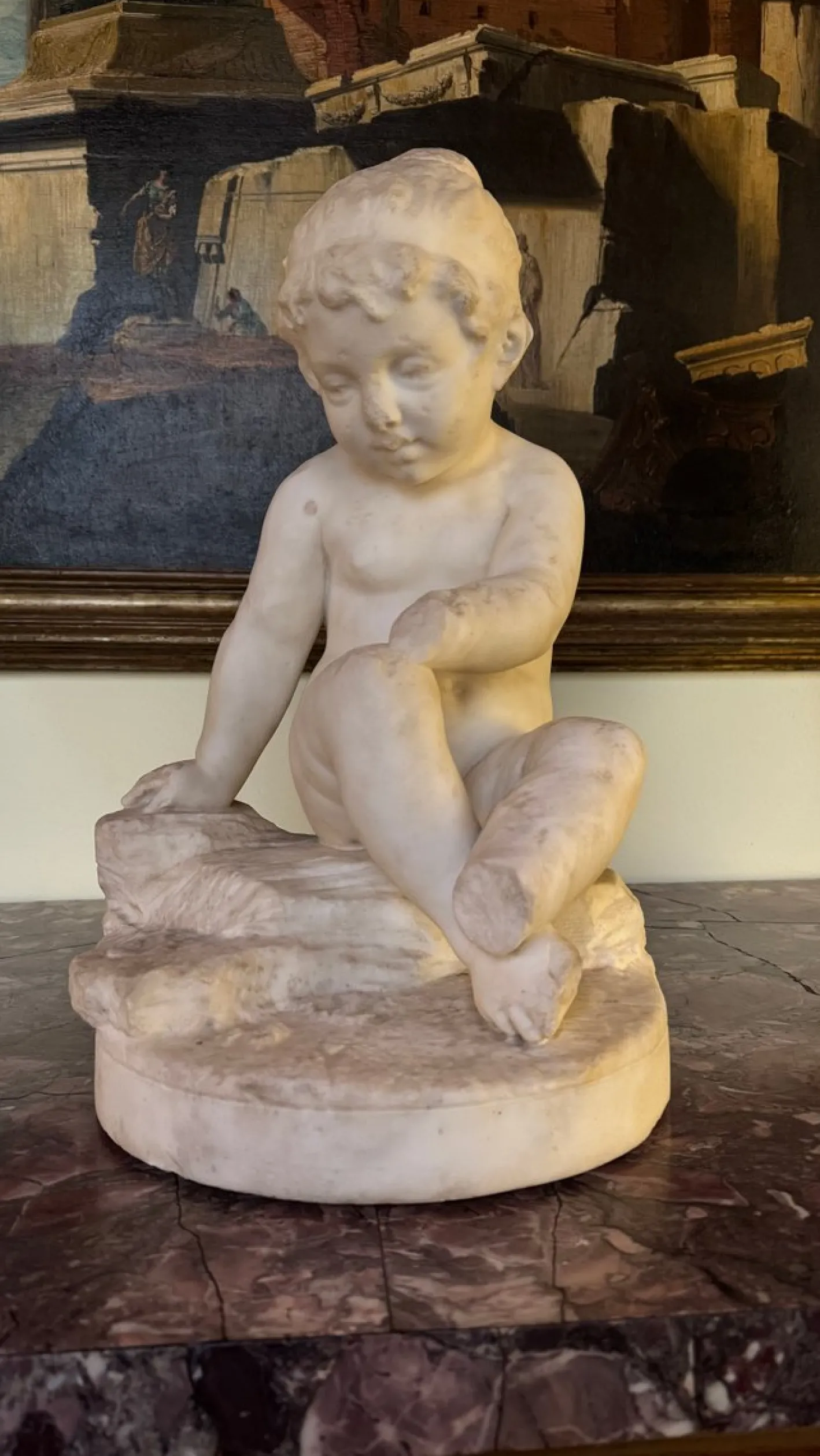 Statuette Kleines Mädchen, Spätes 18. Jh., Marmor