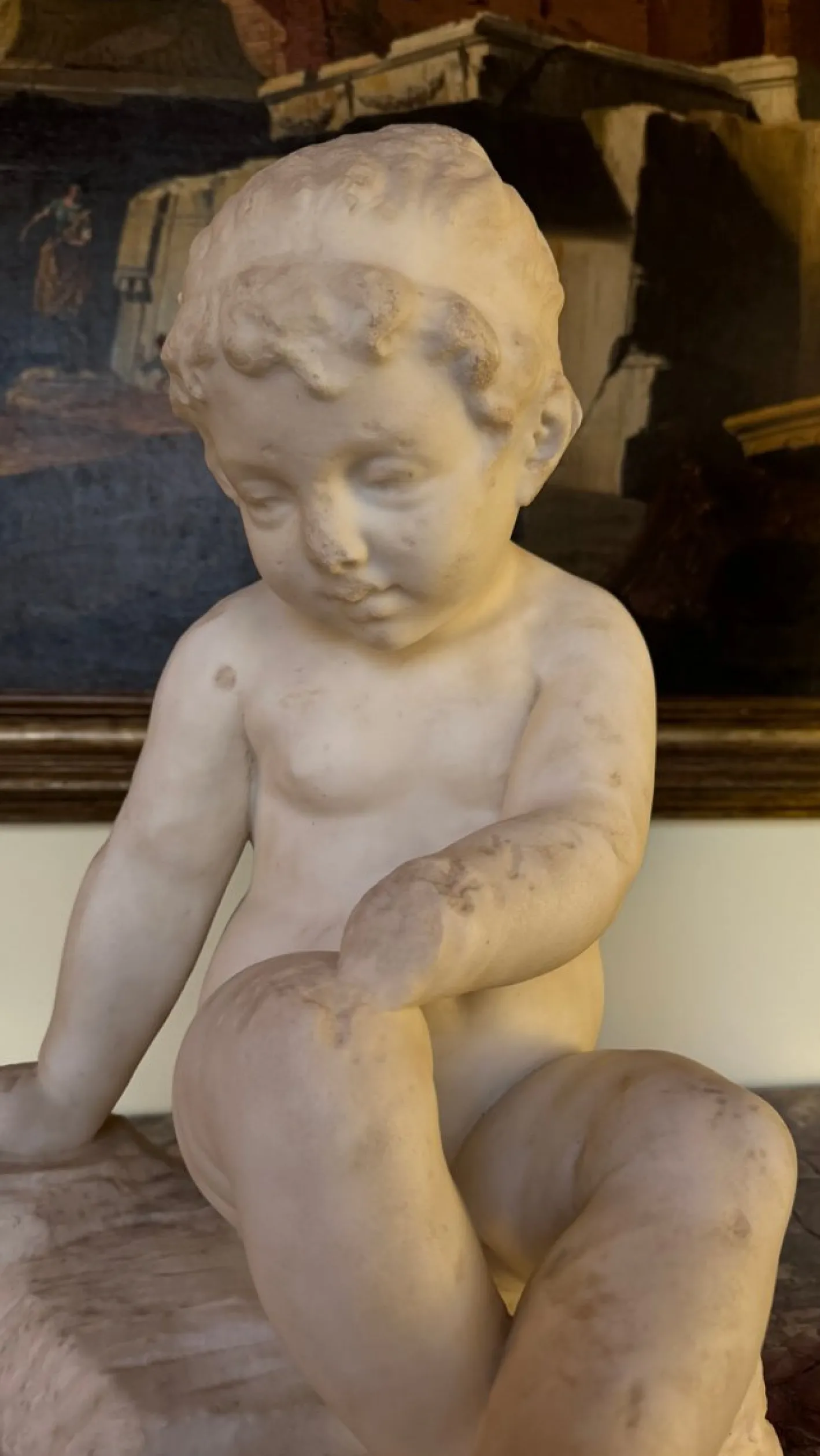 Statuette Kleines Mädchen, Spätes 18. Jh., Marmor