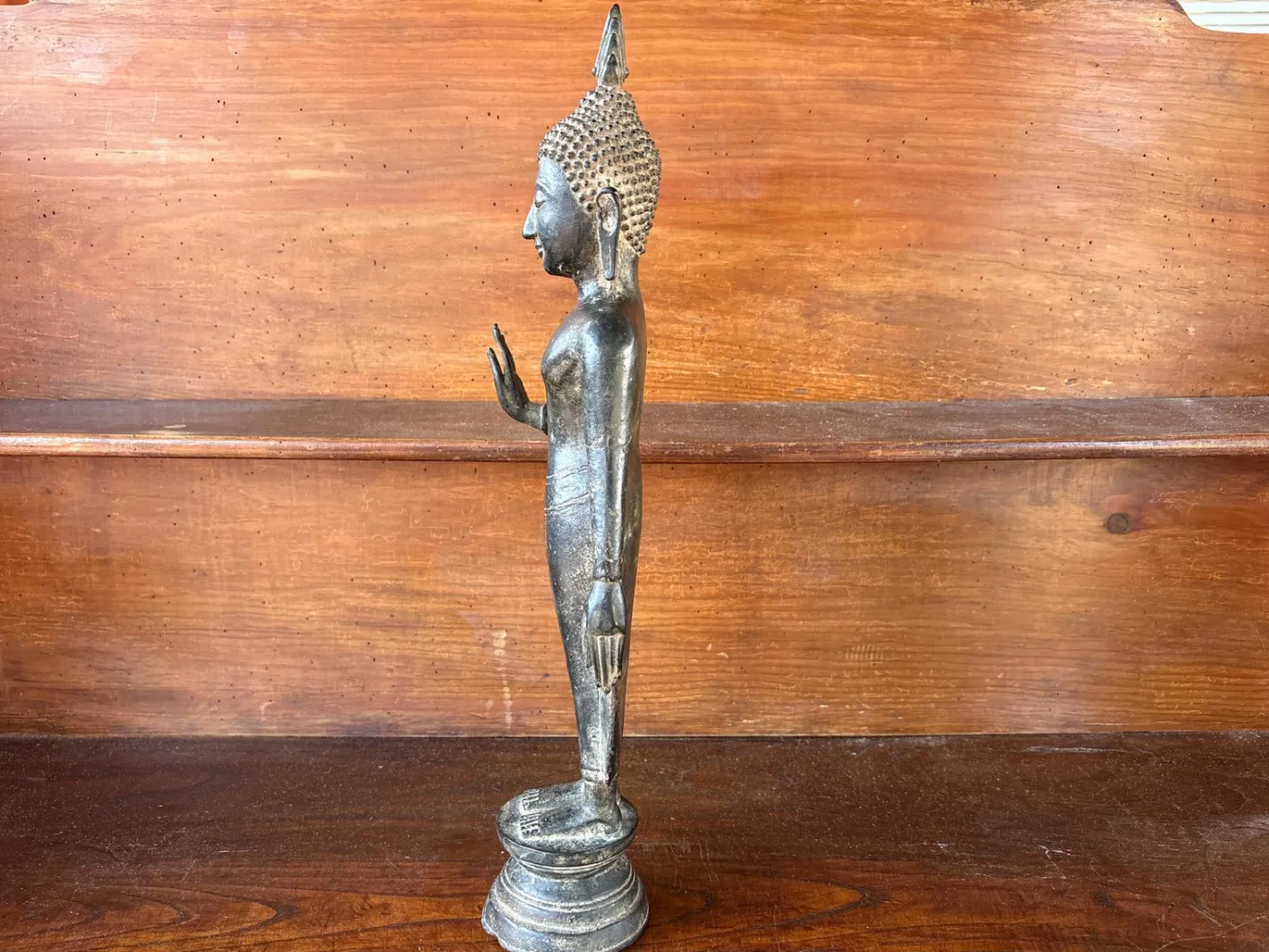 Stehender burmesischer Buddha im Mandalay Stil, frühes 20. Jh