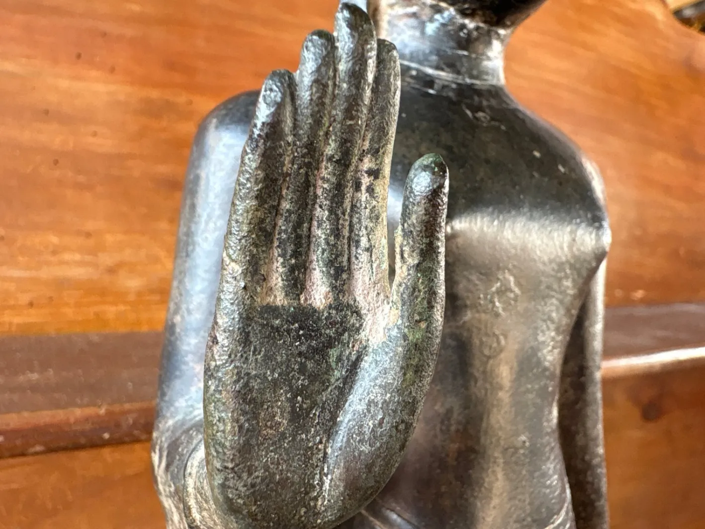Stehender burmesischer Buddha im Mandalay Stil, frühes 20. Jh