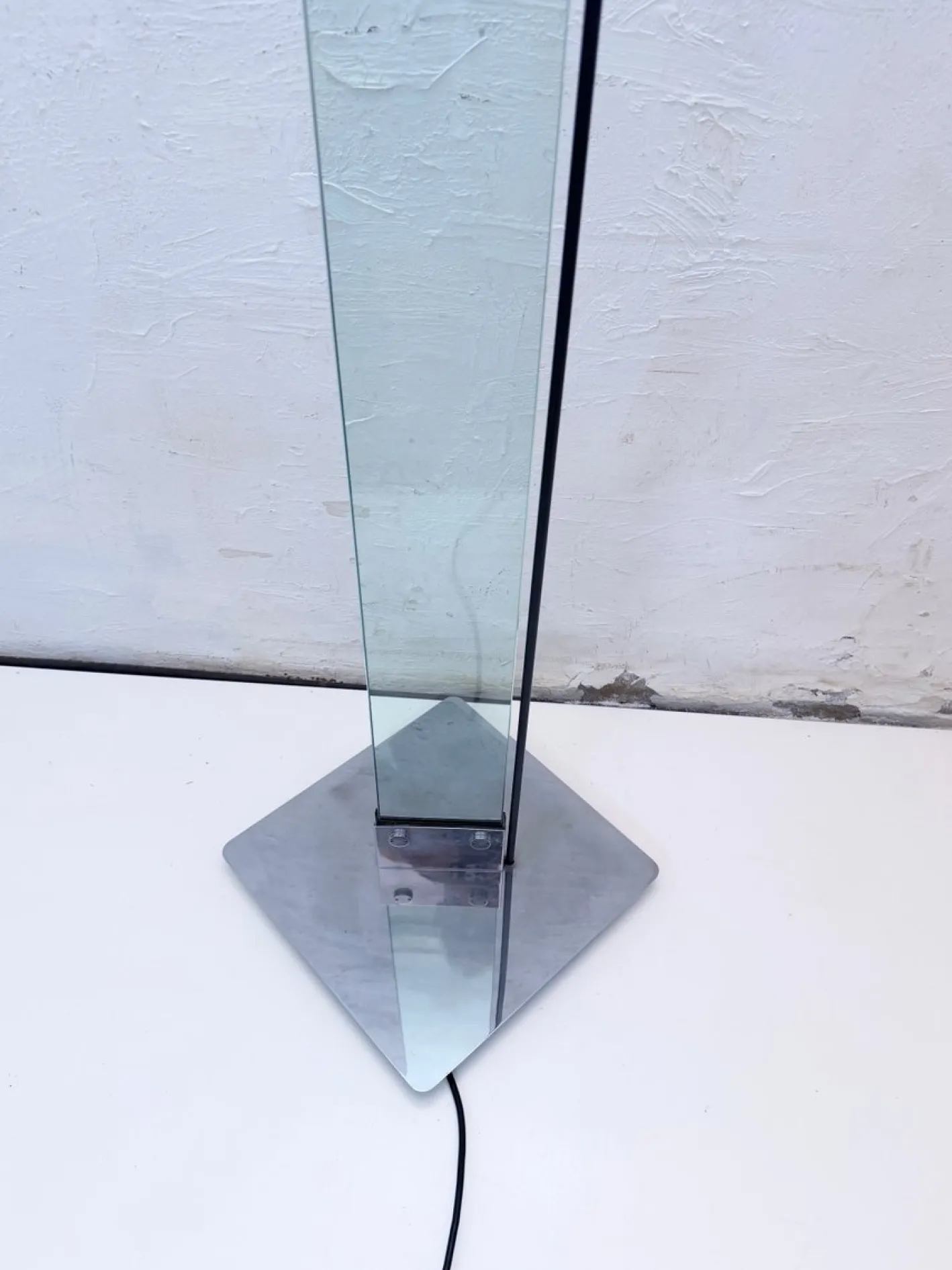 Stehlampe aus Chrom und Glas von Max Baguara, 1980er