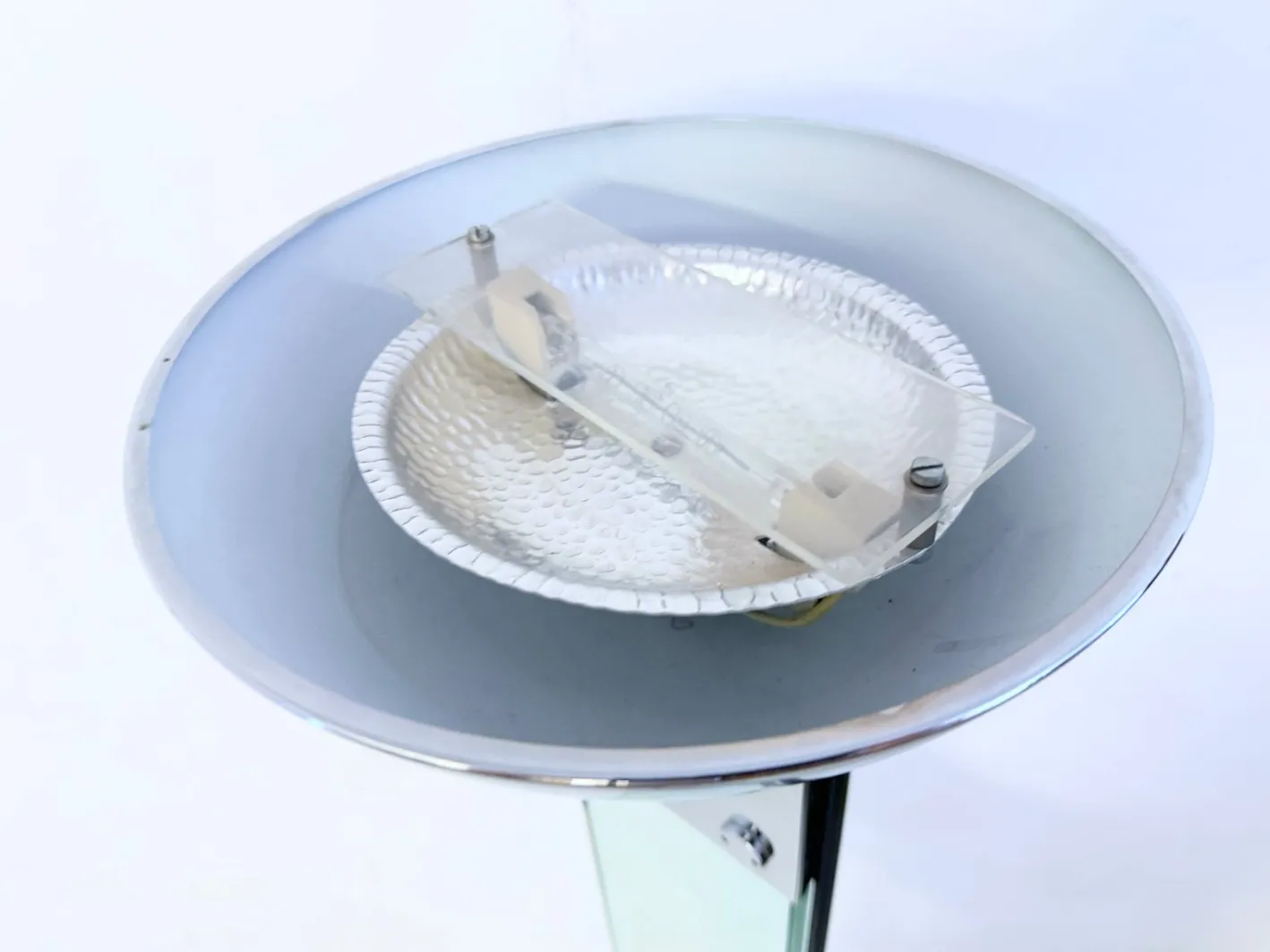 Stehlampe aus Chrom und Glas von Max Baguara, 1980er