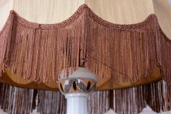 Österreichische Art Deco Tischlampe aus Keramik mit Stoffschirm, 1910er