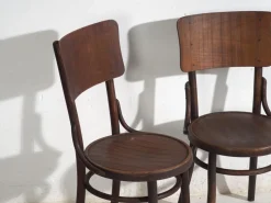 Stühle aus Bugholz mit geschwungenen Rückenlehnen von Mundus, Central Europe, 1920er, 2er Set