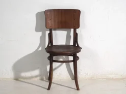 Stühle aus Bugholz mit geschwungenen Rückenlehnen von Mundus, Central Europe, 1920er, 2er Set