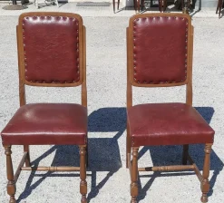 Stühle mit Sitz und Rückenlehne aus rotem Leder, Italien, 1980, 2er Set