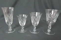 Stielgläser mit Ausgestellter Form, 1960er, 29er Set