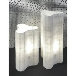 Stripes A1 Tischlampe aus weißem Afyon Marmor von Bufalini Marmi