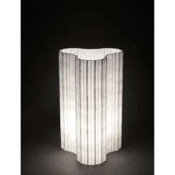 Stripes A1 Tischlampe aus weißem Afyon Marmor von Bufalini Marmi