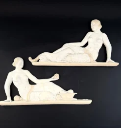 Stuckskulpturen mit weiblichen Aktfiguren, 1920er, 2er Set