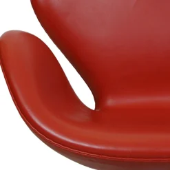Swan Chair aus Rotem Original Leder von Arne Jacobsen, 2000er