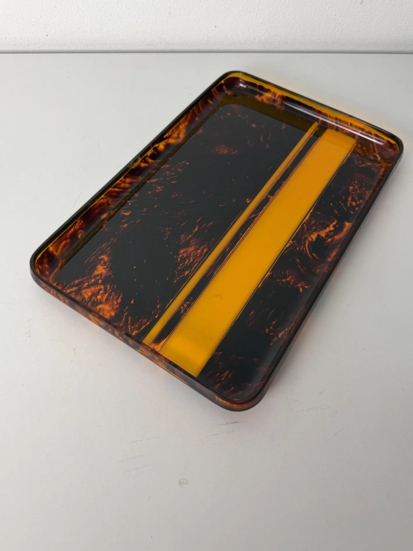 Tablett aus Acrylglas von Guzzini, Italien, 1970