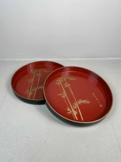 Tabletts aus lackiertem Holz mit Bambus Dekoration, 1970er, 2er Set