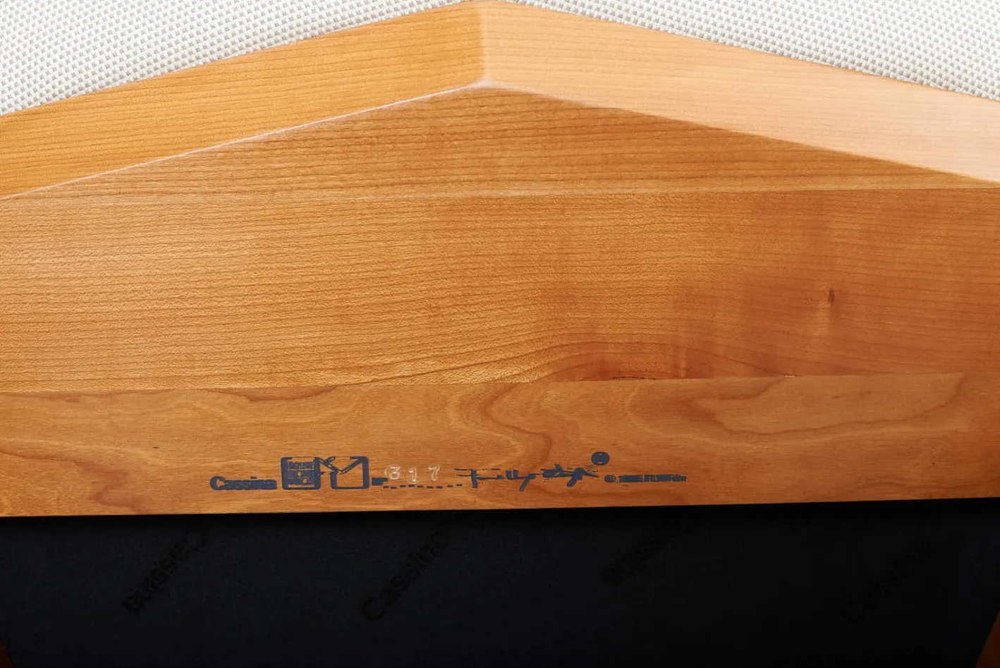 Taliesin Origami Stühle mit Bezug aus Kirschholz & Stoffbezug von Frank Lloyd Wright für Cassina, 1986, 2er Set