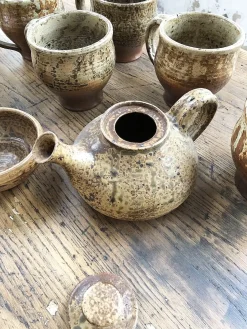 Tassen & Teekanne von André Bodin für Vallauris, 1960er, 8er Set