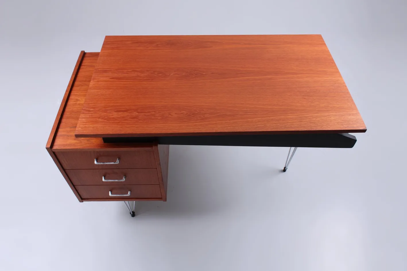 Teak Hairpin Schreibtisch von Tijsseling Nijkerk, 1950er