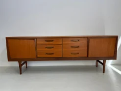 Teak Sideboard, England, 1960er