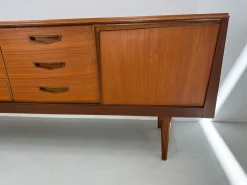 Teak Sideboard, England, 1960er