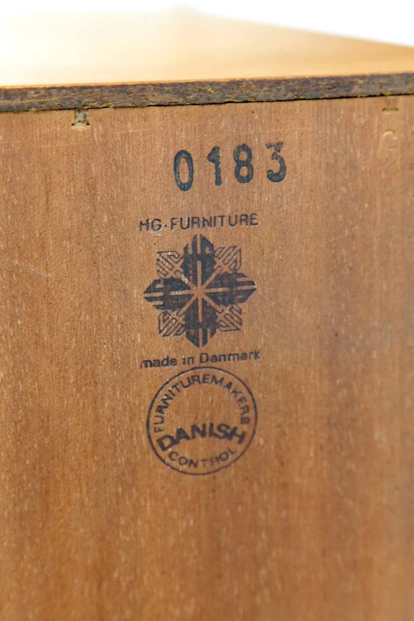 Teak Wandregal mit 3 Streifen von HG Furniture, 1960er, 13 . Set