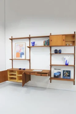 Teak Wandregal mit 3 Streifen von HG Furniture, 1960er, 13 . Set