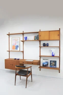 Teak Wandregal mit 3 Streifen von HG Furniture, 1960er, 13 . Set