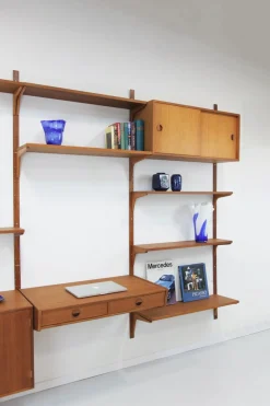 Teak Wandregal mit 3 Streifen von HG Furniture, 1960er, 13 . Set