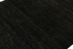 Teppich in Schwarz mit goldenem Punktmuster von Rug&Kilim