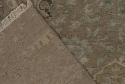 Teppich mit Medaillon Blumenmuster von Rug&Kilim