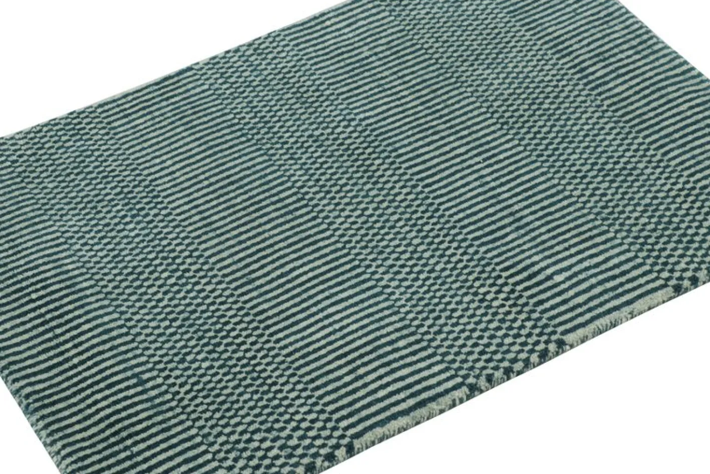 Teppich mit Streifen und geometrischen Mustern von Rug&Kilim