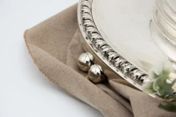 Terrine aus Silber mit vier Stützfüßen