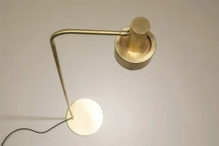 TF310 Stehlampe aus satiniertem Messing von Daluce