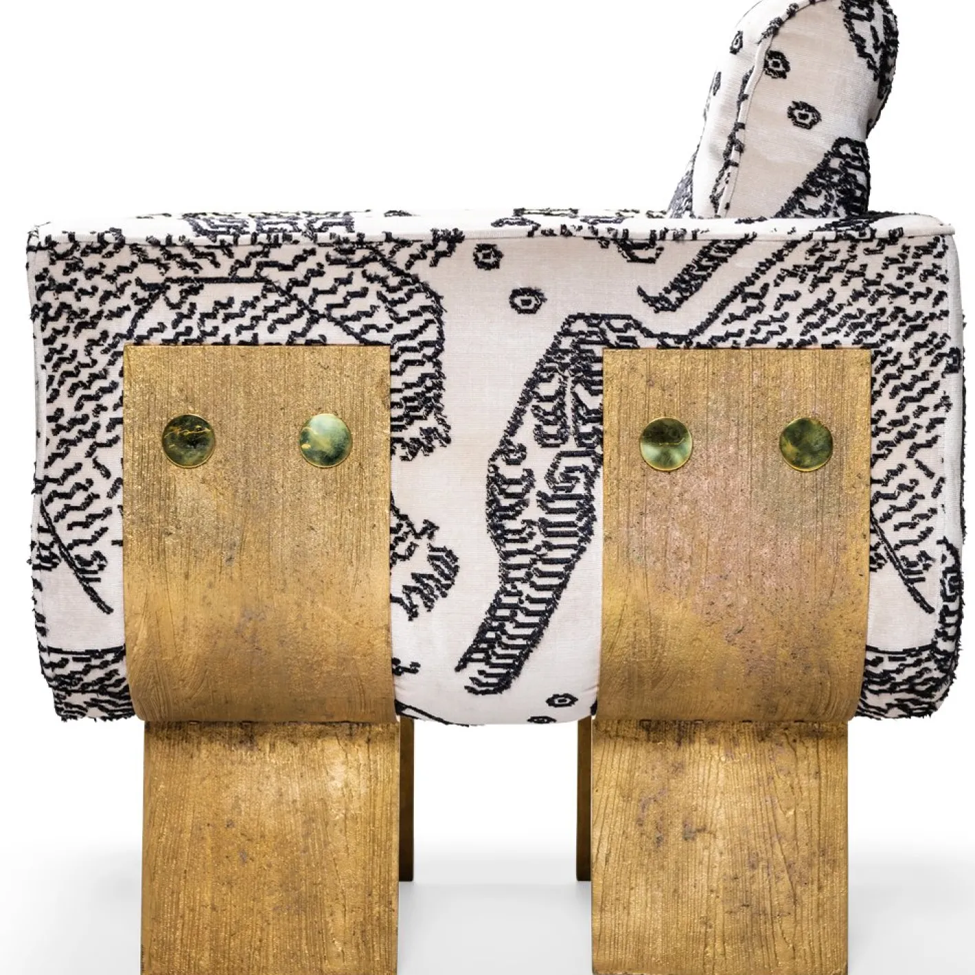 Tiger Samt Sessel mit Beinen aus Messingguss von Egg Designs