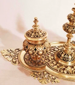 Tintenfass im osmanischen Stil aus Goldbronze mit Tablett