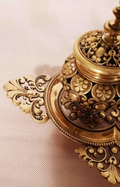 Tintenfass im osmanischen Stil aus Goldbronze mit Tablett