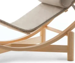 Tokyo Chaiselongue von Charlotte Perriand für Cassina