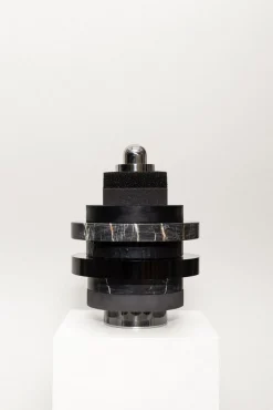 Toys Berlin Perception Untitled II Tischskulptur von Vaust