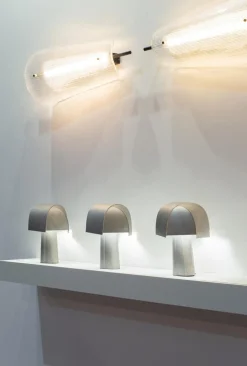 Transparente gebogene Wand von Sebastian Herkner für Pulpo