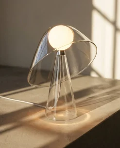 Transparente Mademoiselle Lampe von Mason Editions