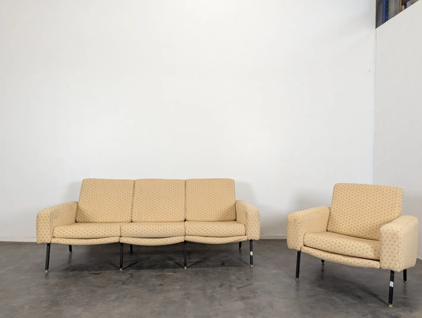 Troika Sofa von Paul Geoffroy für Airborne